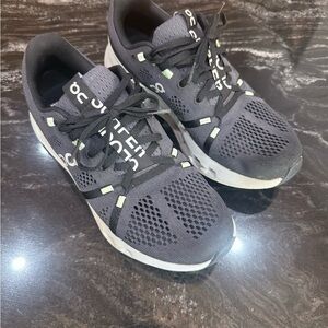 On Cloud Cloudsurfers